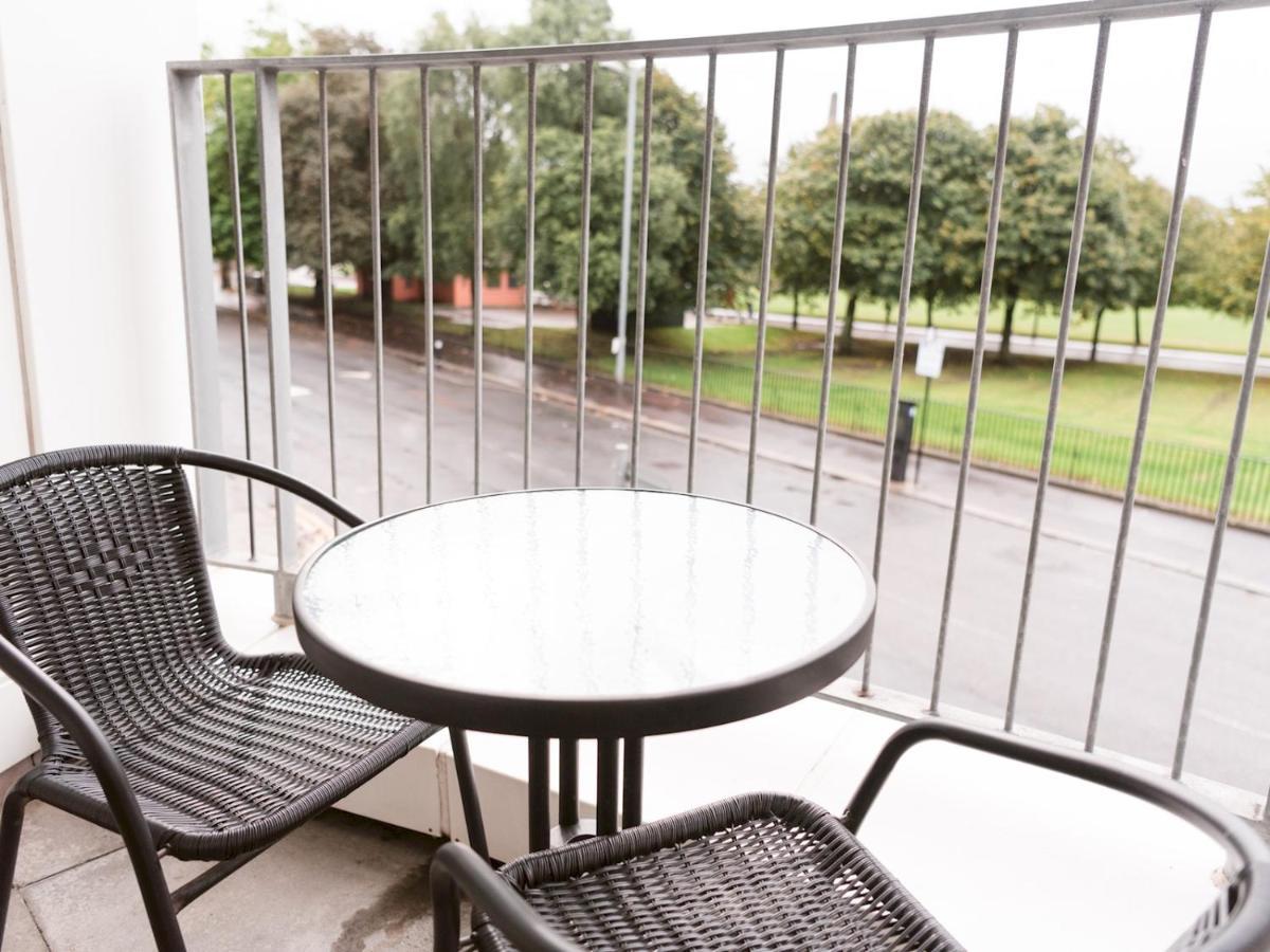 Pass The Keys Stylish 2Bed Rental Unit Glasgow Green Kültér fotó